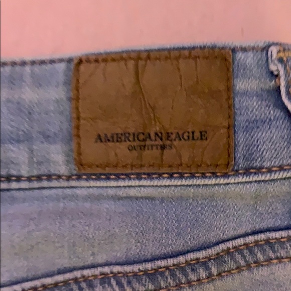 american eagle distressed jean shorts✨✨ - Picture 3 of 6